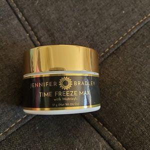 JENNIFER BRADLEY TIME FREEZE MAX